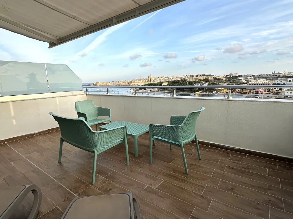 2 bed Penthouse For Rent in Sliema, Sliema - thumb 10