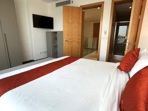 2 bed Penthouse For Rent in Sliema, Sliema - thumb 11