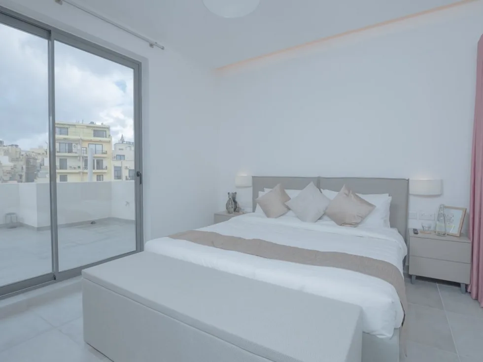 2 bed Apartment For Rent in Sliema, Sliema - thumb 7