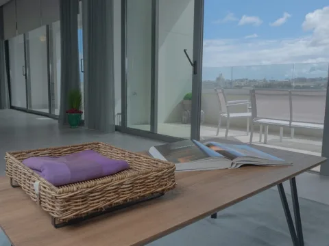 4 bed Apartment For Rent in Sliema, Sliema - thumb 2