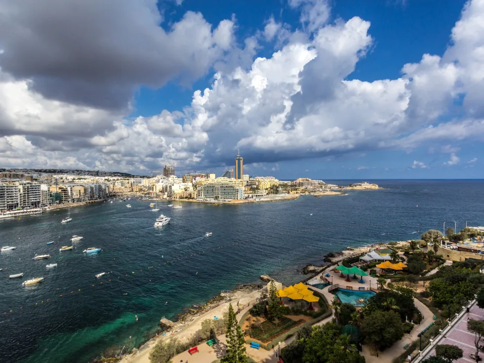 4 bed Penthouse For Rent in Sliema, Sliema - thumb 1