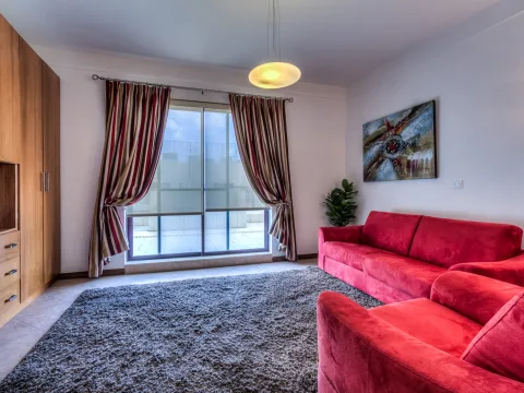 4 bed Penthouse For Rent in Sliema, Sliema - thumb 3