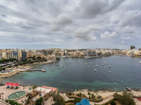 4 bed Apartment For Rent in Sliema, Sliema - thumb 13