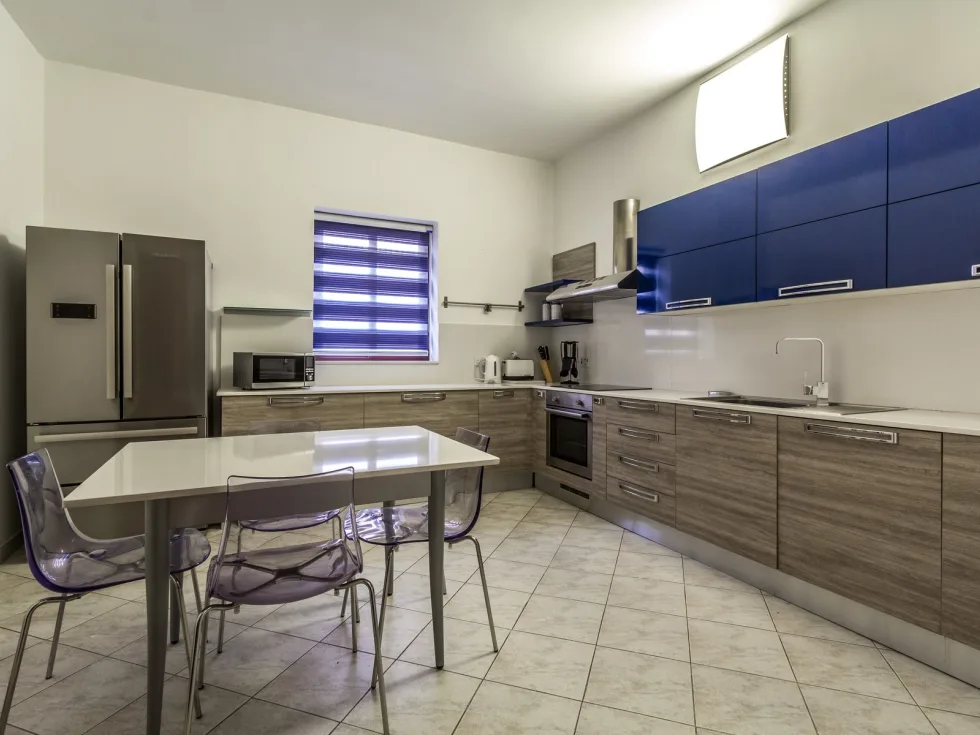 4 bed Apartment For Rent in Sliema, Sliema - thumb 6