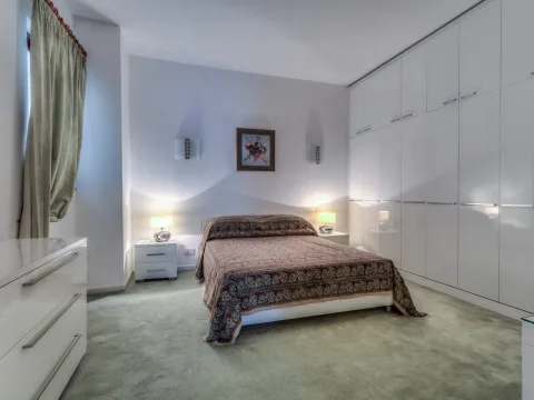 4 bed Apartment For Rent in Sliema, Sliema - thumb 7