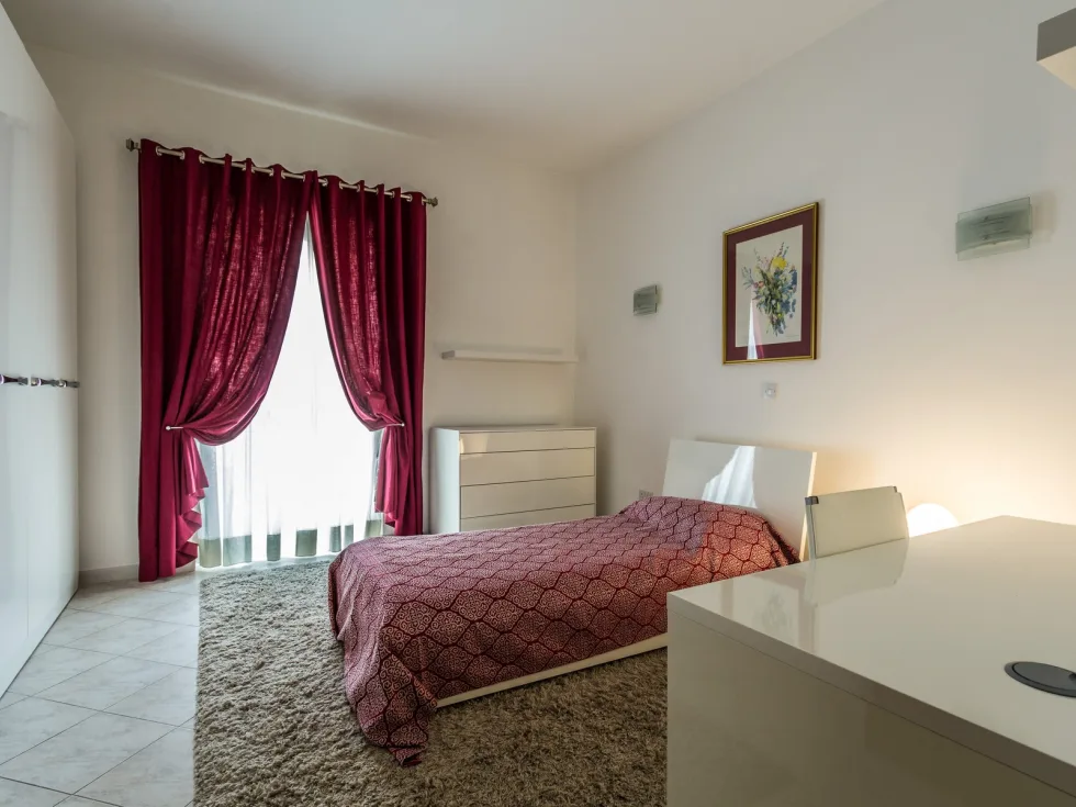 4 bed Apartment For Rent in Sliema, Sliema - thumb 9