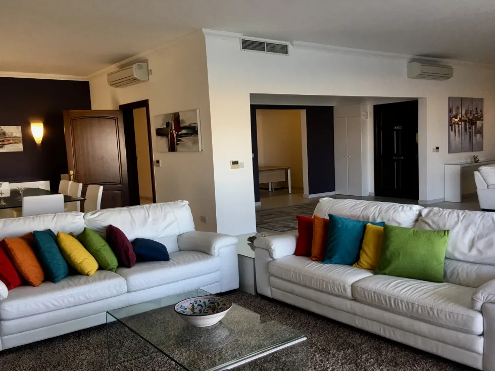 4 bed Apartment For Rent in Sliema, Sliema - thumb 2