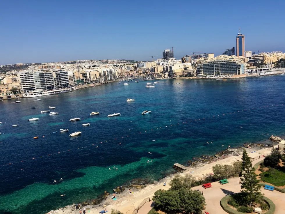 4 bed Apartment For Rent in Sliema, Sliema - thumb 8