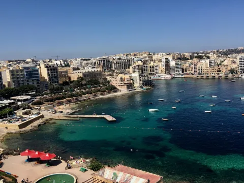 4 bed Apartment For Rent in Sliema, Sliema - thumb 9