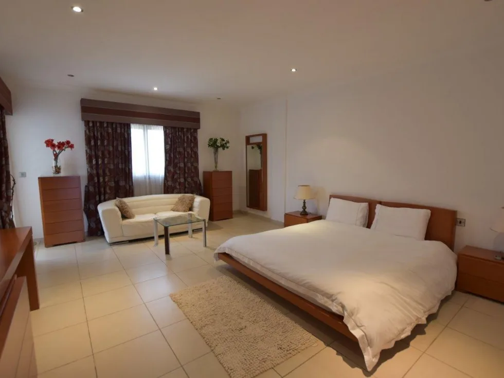 4 bed Apartment For Rent in Sliema, Sliema - thumb 6