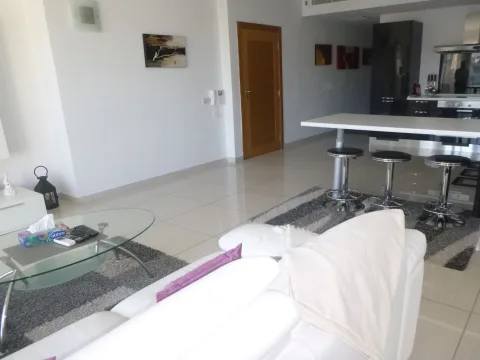 2 bed Penthouse For Rent in St Julian's, St Julian's - thumb 4