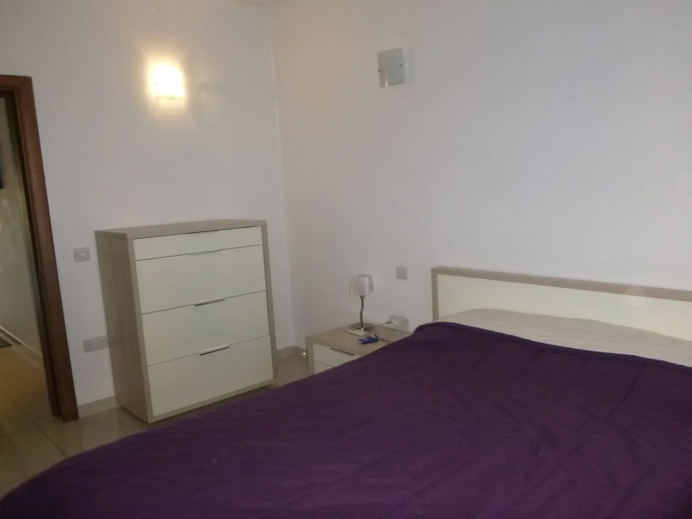 2 bed Penthouse For Rent in St Julian's, St Julian's - thumb 5