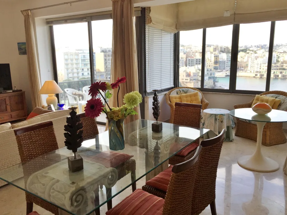 3 bed Apartment For Rent in Sliema, Sliema - thumb 1