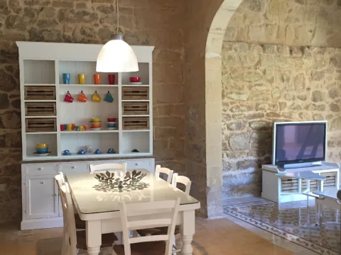 2 bed Town House For Rent in Siggiewi, Siggiewi - thumb 1