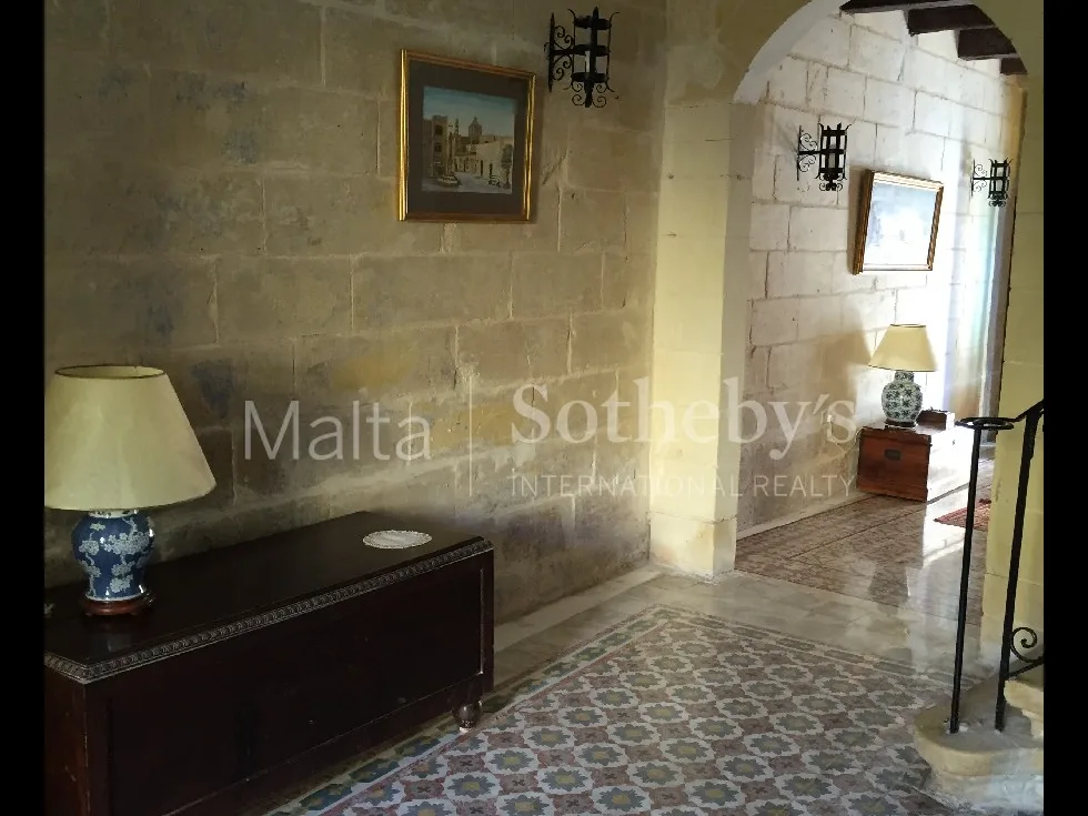 2 bed Town House For Rent in Siggiewi, Siggiewi - thumb 3