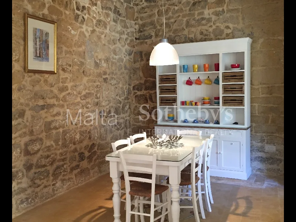 2 bed Town House For Rent in Siggiewi, Siggiewi - thumb 4