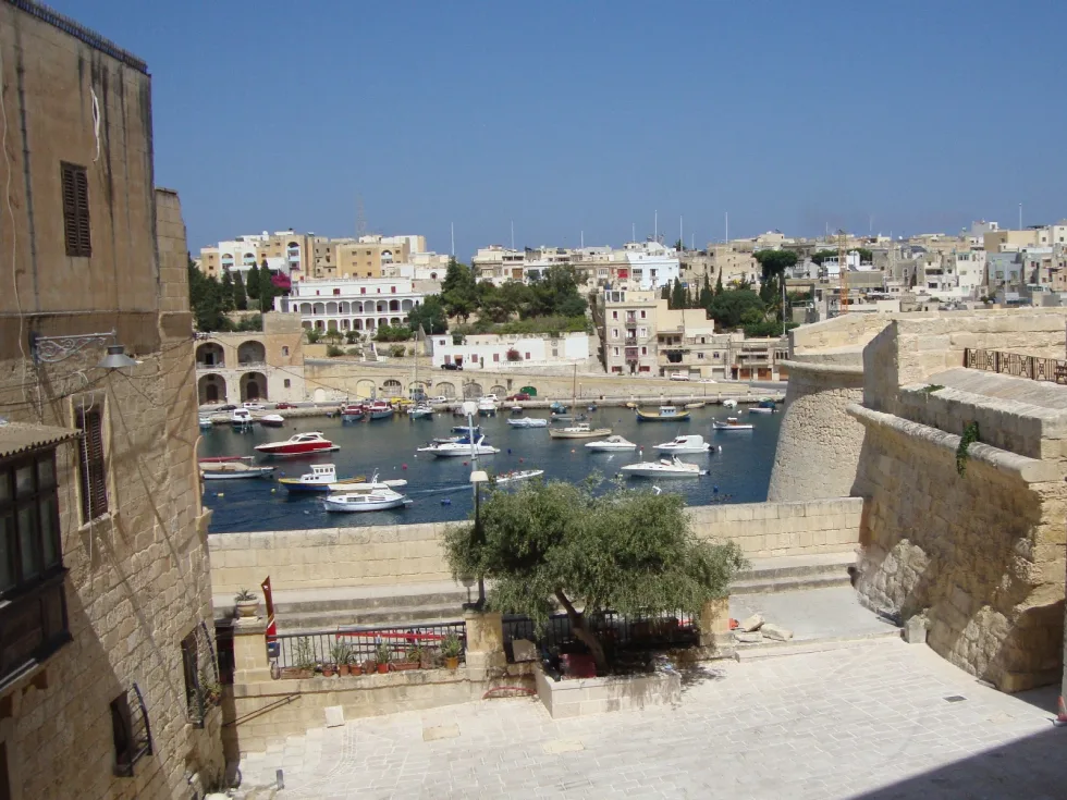 3 bed Apartment For Rent in Vittoriosa, Vittoriosa - thumb 1
