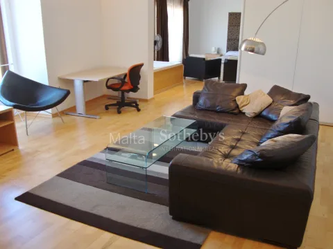 3 bed Apartment For Rent in Vittoriosa, Vittoriosa - thumb 3