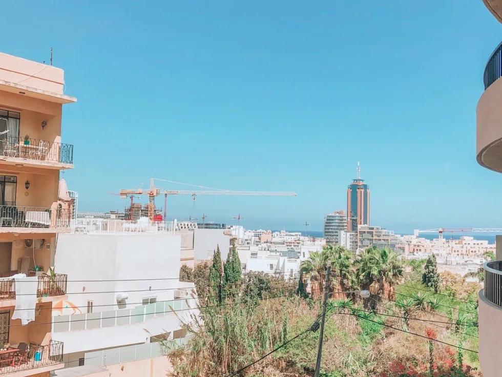 3 bed Apartment For Rent in St Julian's, St Julian's - thumb 2