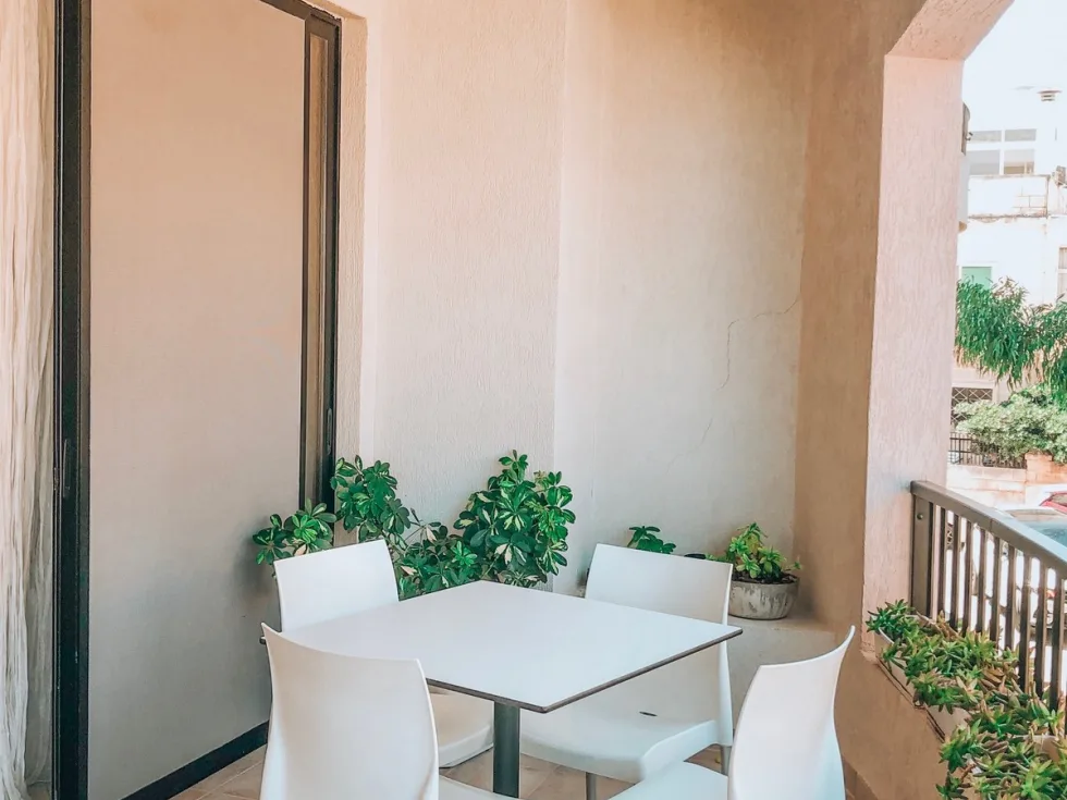 3 bed Apartment For Rent in St Julian's, St Julian's - thumb 3