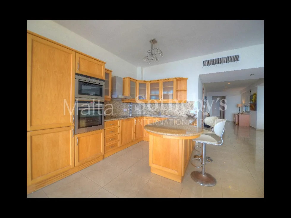 3 bed Apartment For Rent in Sliema, Sliema - thumb 10