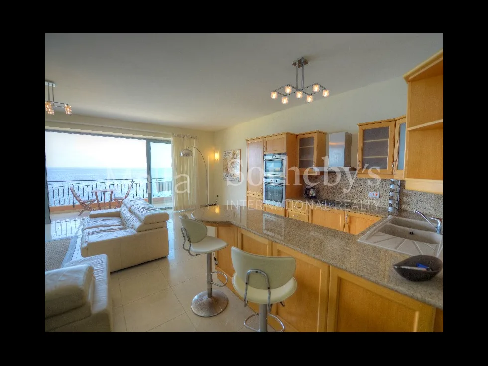 3 bed Apartment For Rent in Sliema, Sliema - thumb 4