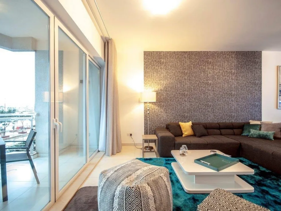 3 bed Apartment For Rent in Sliema, Sliema - thumb 2