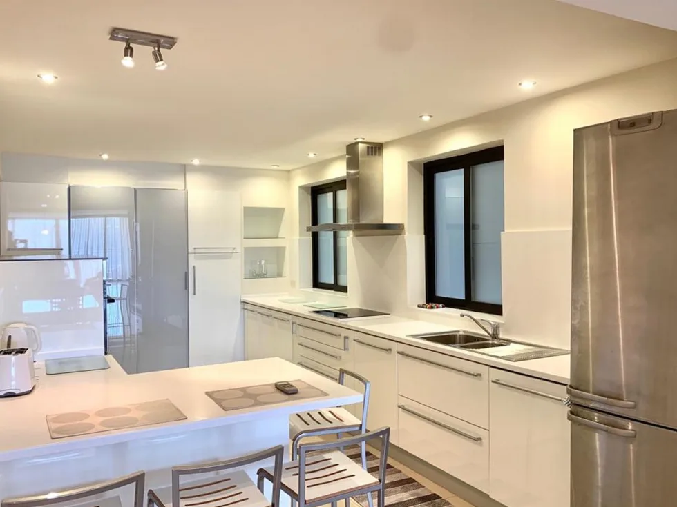 3 bed Apartment For Rent in Sliema, Sliema - thumb 8