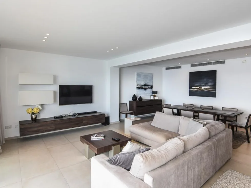 4 bed Apartment For Rent in Sliema, Sliema - thumb 3