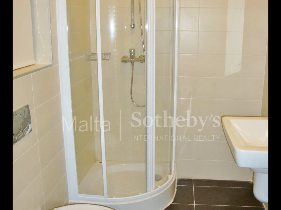 2 bed Apartment For Rent in Sliema, Sliema - thumb 10