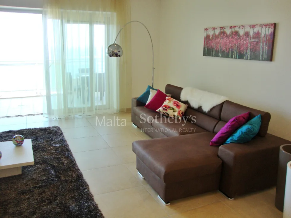 2 bed Apartment For Rent in Sliema, Sliema - thumb 4