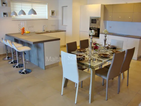 2 bed Apartment For Rent in Sliema, Sliema - thumb 5
