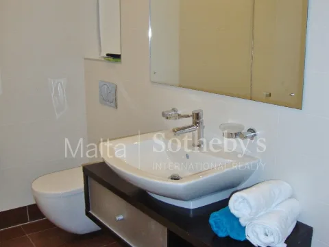 2 bed Apartment For Rent in Sliema, Sliema - thumb 9