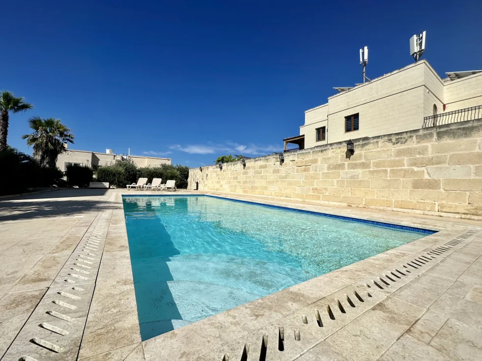 5 bed Villa For Rent in Madliena, Madliena - thumb 1