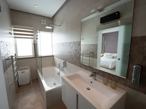 2 bed Apartment For Rent in Sliema, Sliema - thumb 12