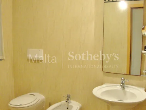 2 bed Apartment For Rent in Sliema, Sliema - thumb 8