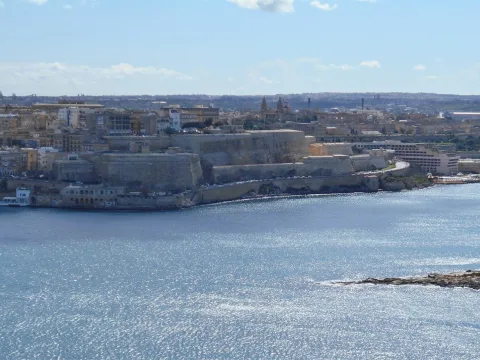 3 bed Apartment For Rent in Sliema, Sliema - thumb 1