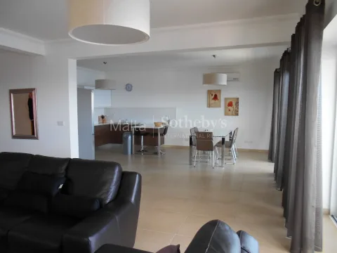 3 bed Apartment For Rent in Sliema, Sliema - thumb 2