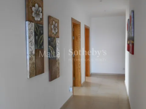 3 bed Apartment For Rent in Sliema, Sliema - thumb 4