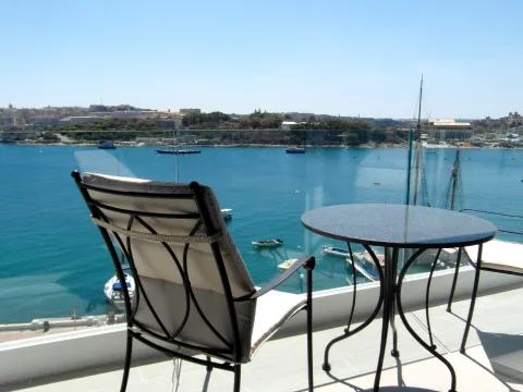 2 bed Apartment For Rent in Sliema, Sliema - thumb 1