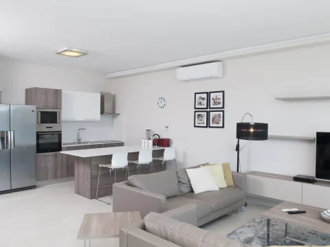 3 bed Apartment For Rent in Sliema, Sliema - thumb 7