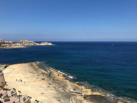 3 bed Apartment For Rent in Sliema, Sliema - thumb 16