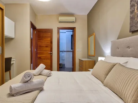 3 bed Apartment For Rent in Sliema, Sliema - thumb 12