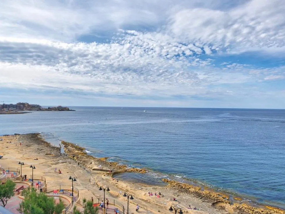 3 bed Apartment For Rent in Sliema, Sliema - thumb 17