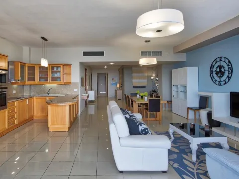 3 bed Apartment For Rent in Sliema, Sliema - thumb 6