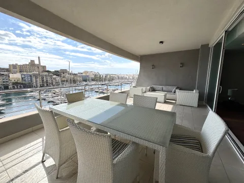 3 bed Apartment For Rent in Ta' Xbiex, Ta' Xbiex - thumb 1