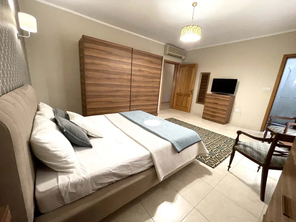 5 bed Apartment For Rent in Sliema, Sliema - thumb 10