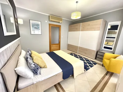 5 bed Apartment For Rent in Sliema, Sliema - thumb 12