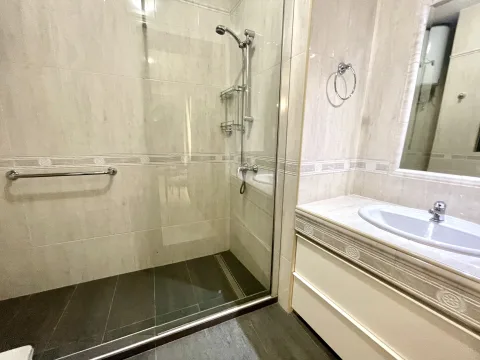 5 bed Apartment For Rent in Sliema, Sliema - thumb 18