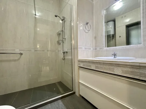 5 bed Apartment For Rent in Sliema, Sliema - thumb 19